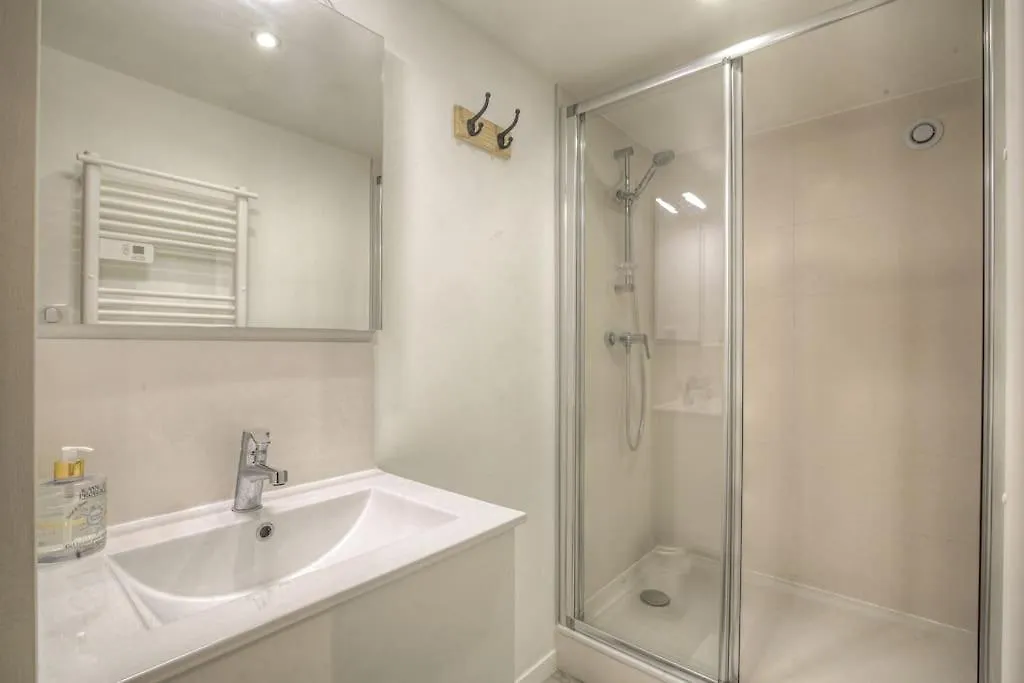 Apartment Happy Days, 150M2 De Divertissement, Lyon 7