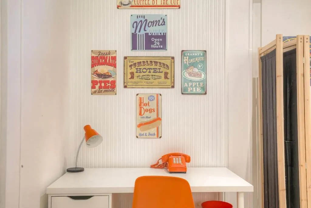 Happy Days, 150M2 De Divertissement, Lyon 7 0*,  France