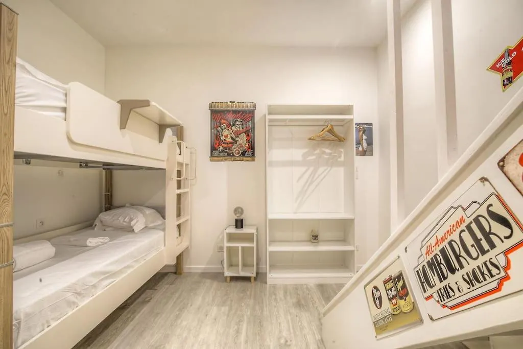 Happy Days, 150M2 De Divertissement, Lyon 7 Apartment
